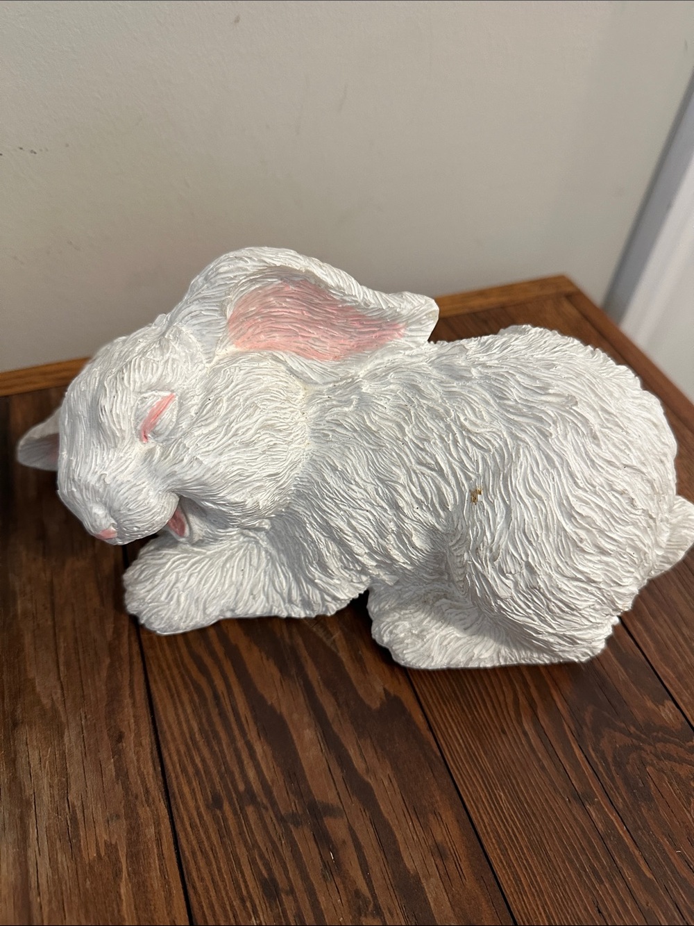 Charming White Rabbit Figurine Set - Picture 10 of 11